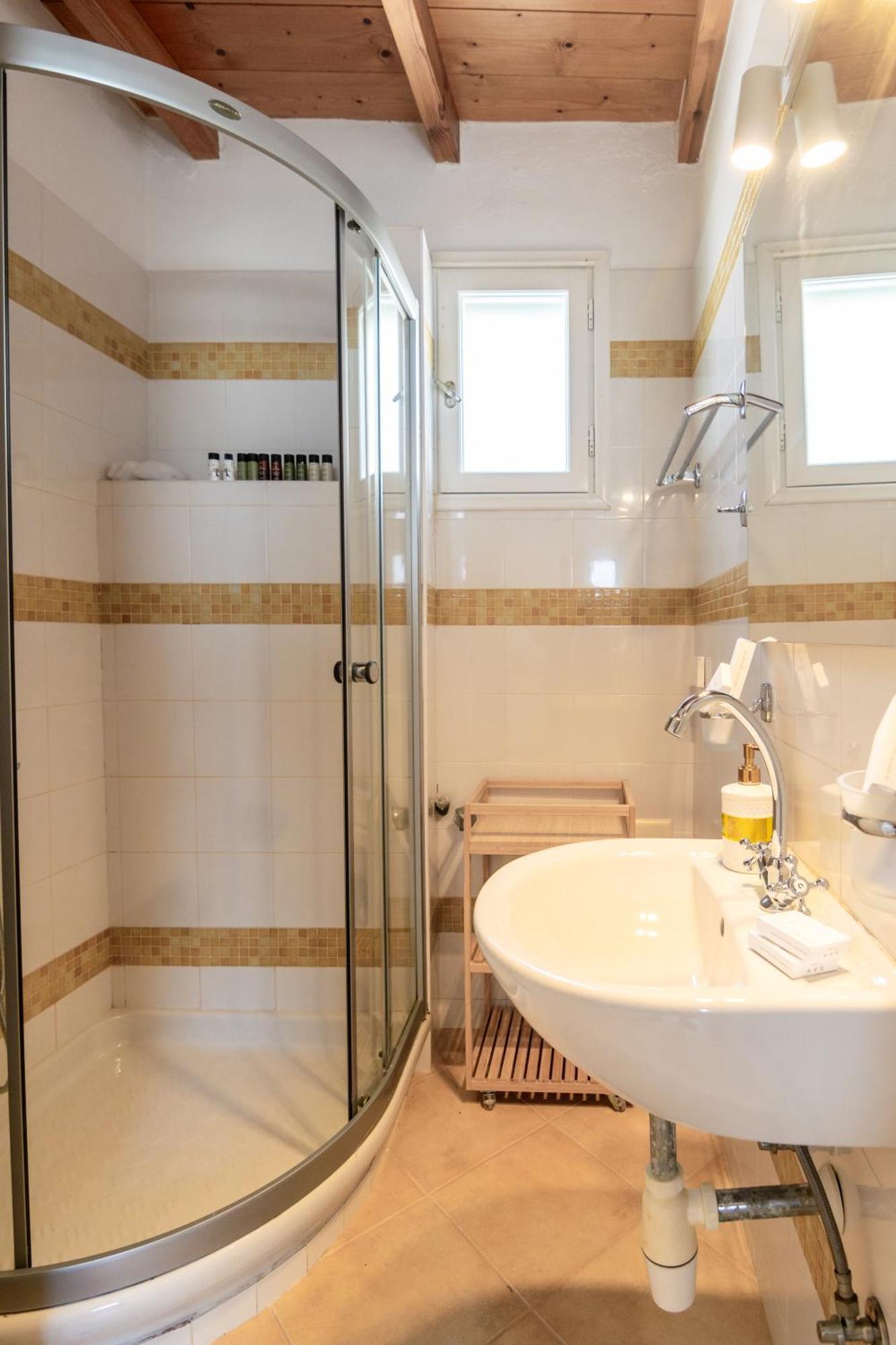 Lina And Babis' Home Adamantas  ห้อง รูปภาพ