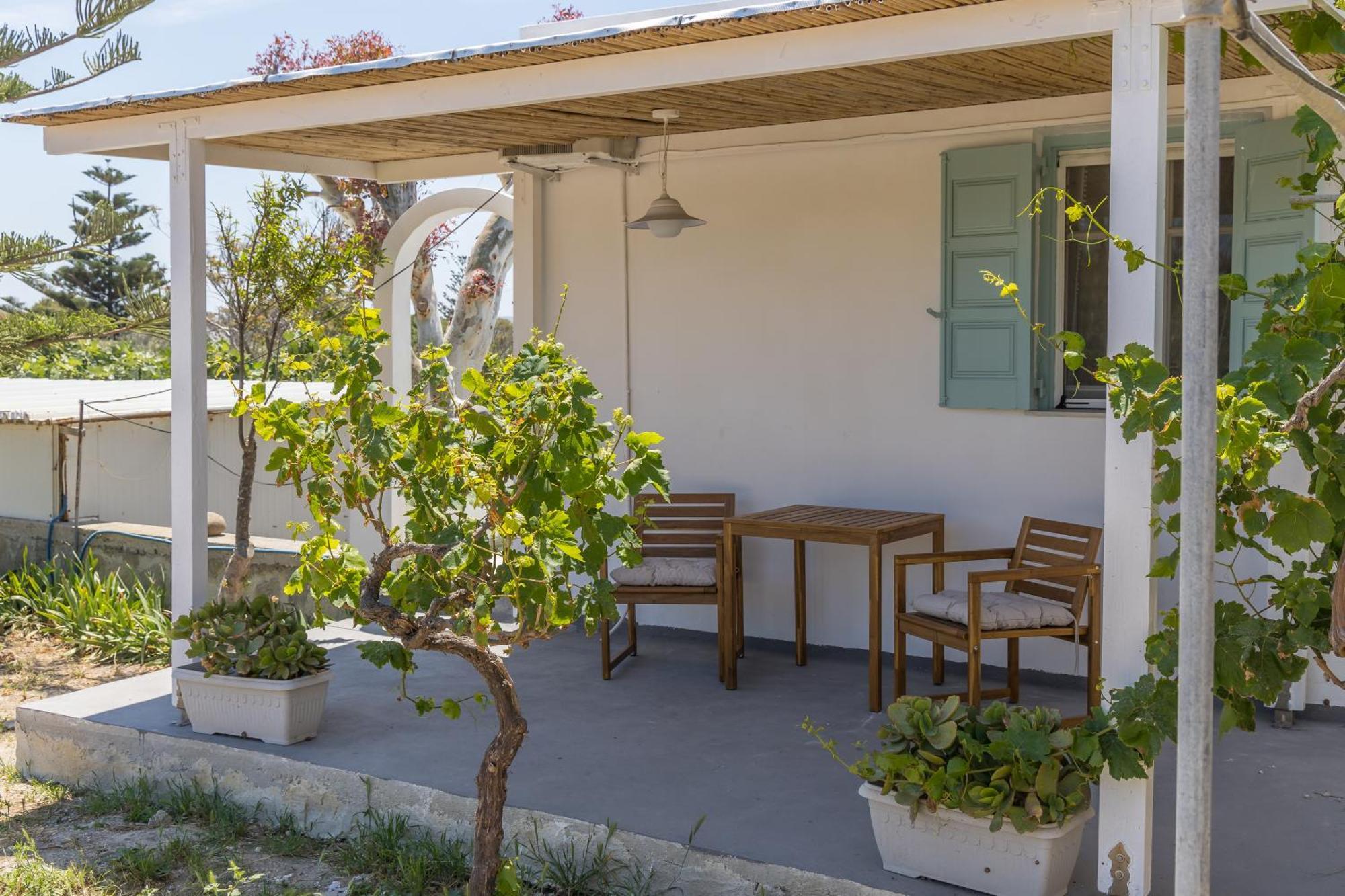 Lina And Babis' Home Adamantas  ภายนอก รูปภาพ