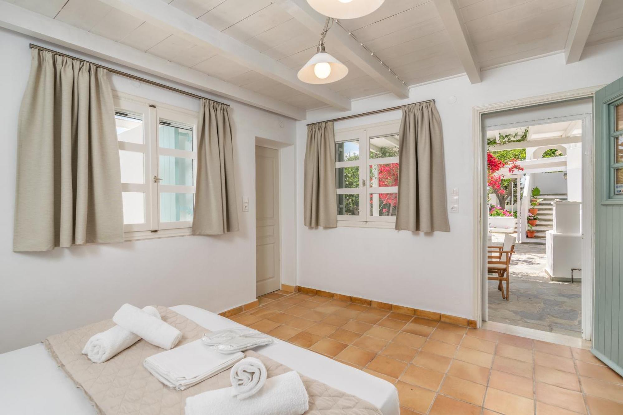 Lina And Babis' Home Adamantas  ห้อง รูปภาพ