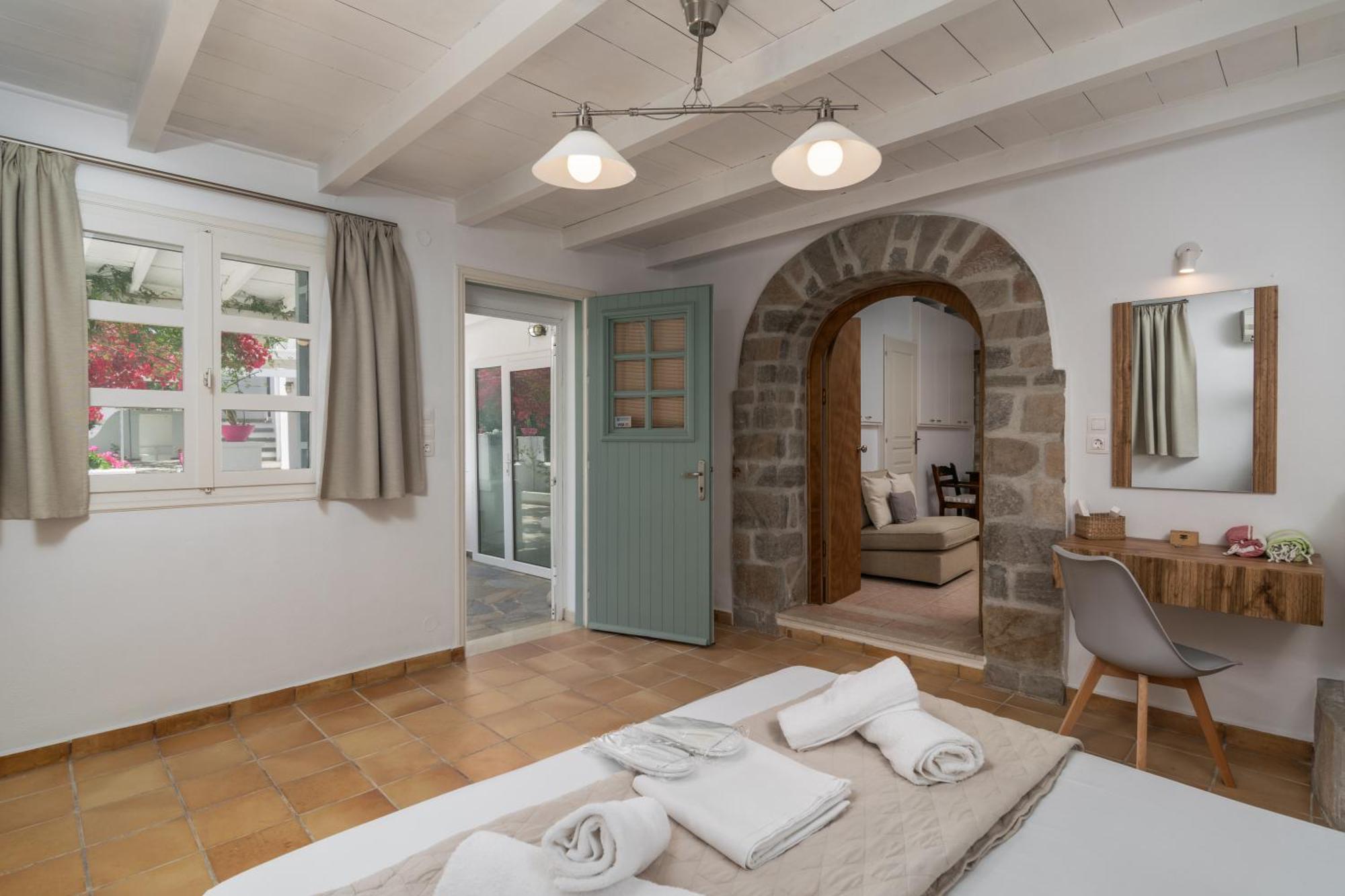 Lina And Babis' Home Adamantas  ห้อง รูปภาพ